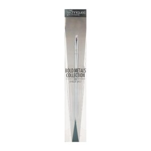Real Techniques Bold Metal Angle Liner Brush 202 Front with packaging