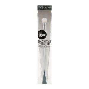Real Techniques Oval Shadow Eye Brush 200